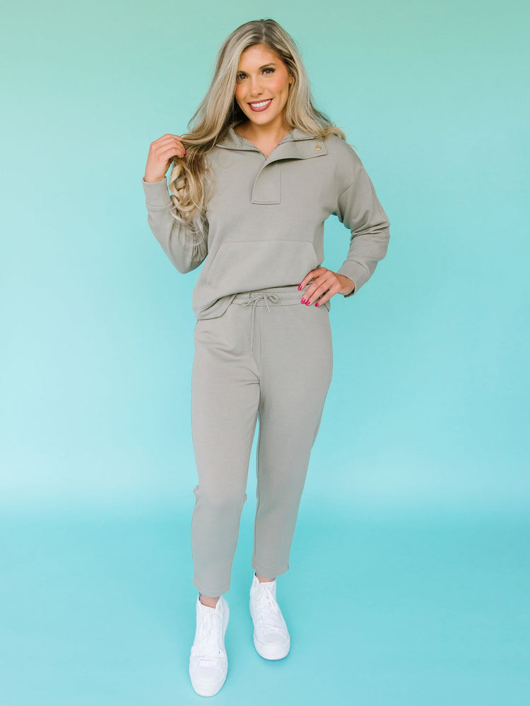 Carson Lounge Set in Olive