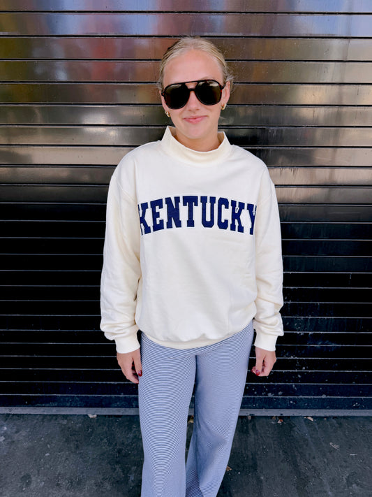 JCB Exclusive | Kentucky Mockneck Sweatshirt in Yellow