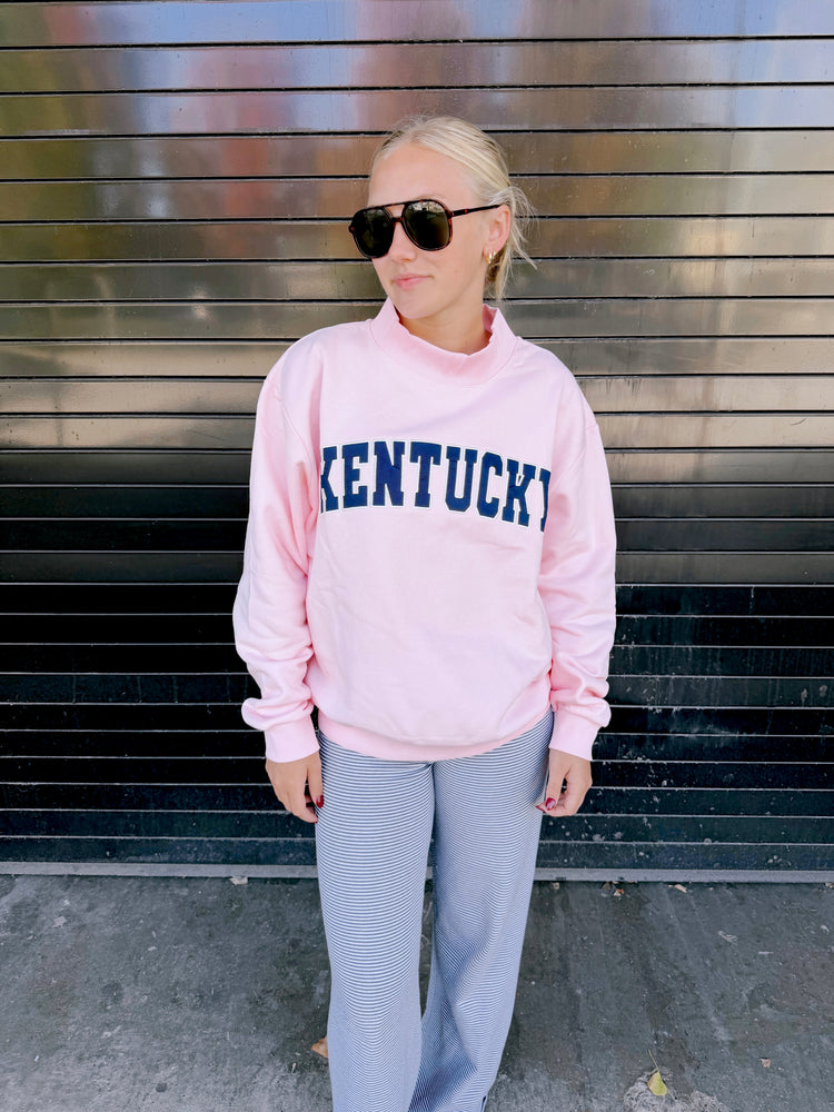 JCB Exclusive | Kentucky Mockneck Sweatshirt in Pink
