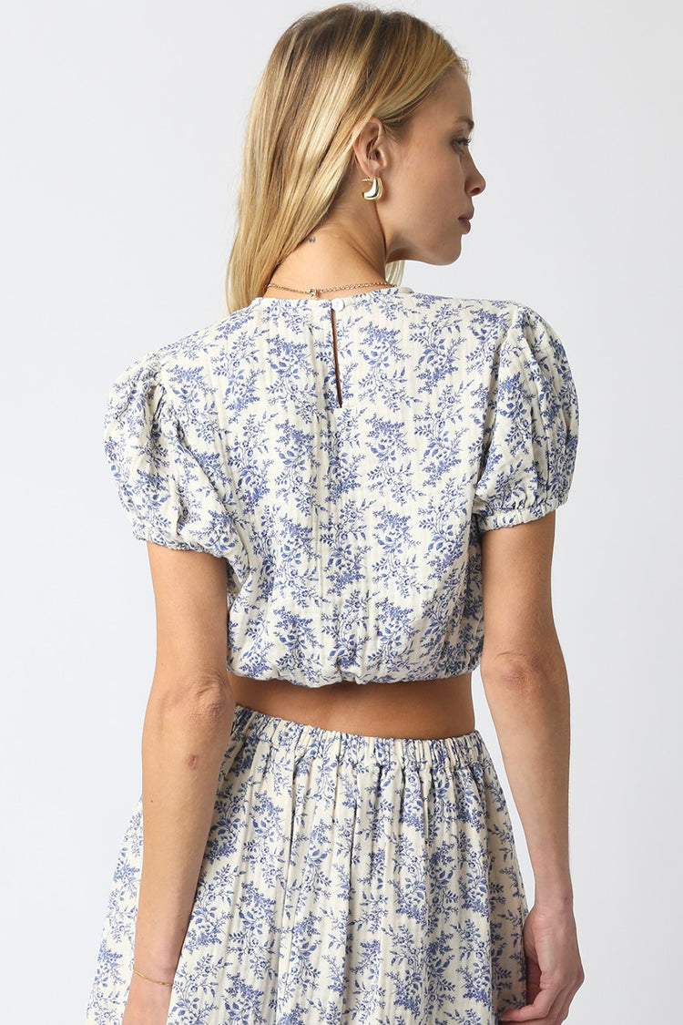 Dewy Floral Top in Blue
