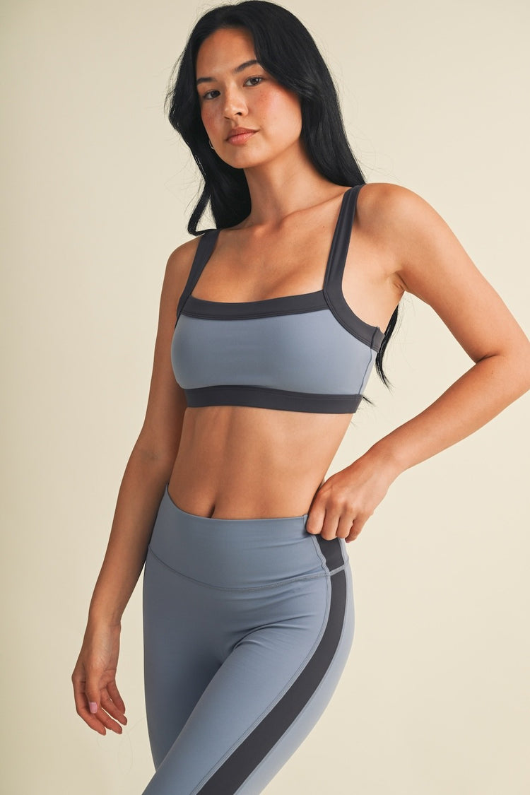 Dailee Contrast Block Active Set in Dusty Blue