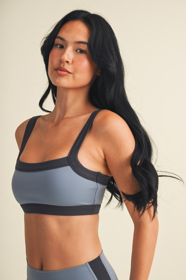 Dailee Contrast Block Active Set in Dusty Blue