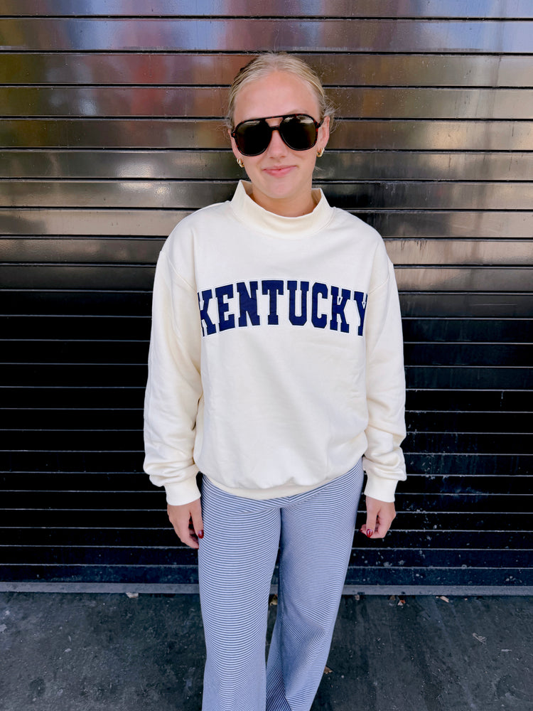 JCB Exclusive | Kentucky Mockneck Sweatshirt in Yellow