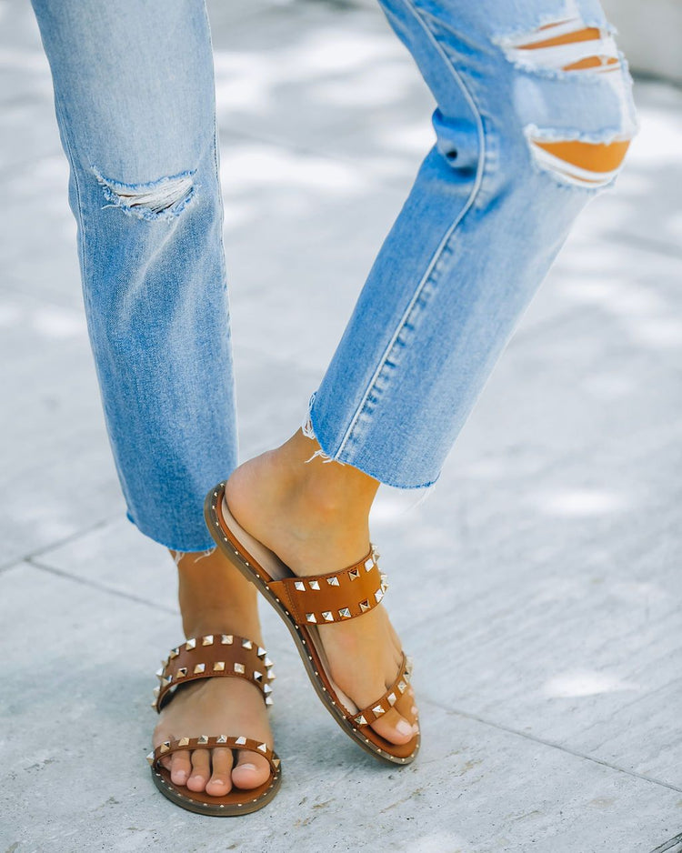 Roxy Studded Sandal in Tan